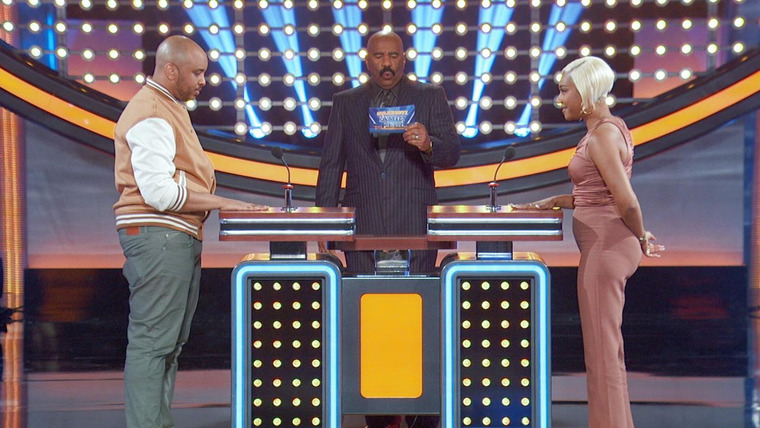 Celebrity Family Feud — s09e03 — The Haunted Mansion Cast: Tiffany Haddish vs. Justin Simien and Cruel Summer vs. The Wonder Years