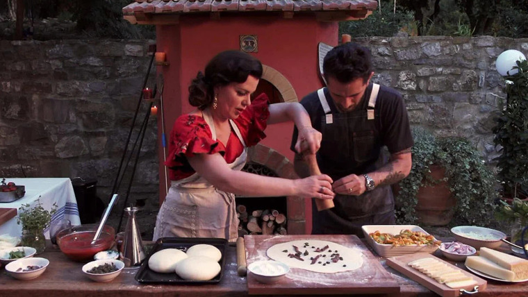 Extra Virgin — s05e07 — The Pizza Oven