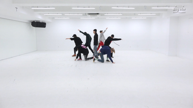 BTS on V App — s03e18 — BTS '봄날 (Spring Day)' Dance Practice
