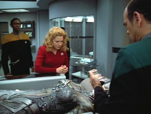 Star Trek: Voyager — s04e02 — The Gift