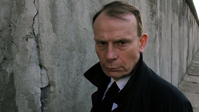 Sleuths, Spies & Sorcerers: Andrew Marr's Paperback Heroes — s01e03 — Spies
