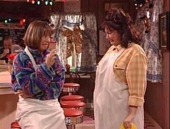 Roseanne — s05e12 — It's No Place Like Home for the Holidays