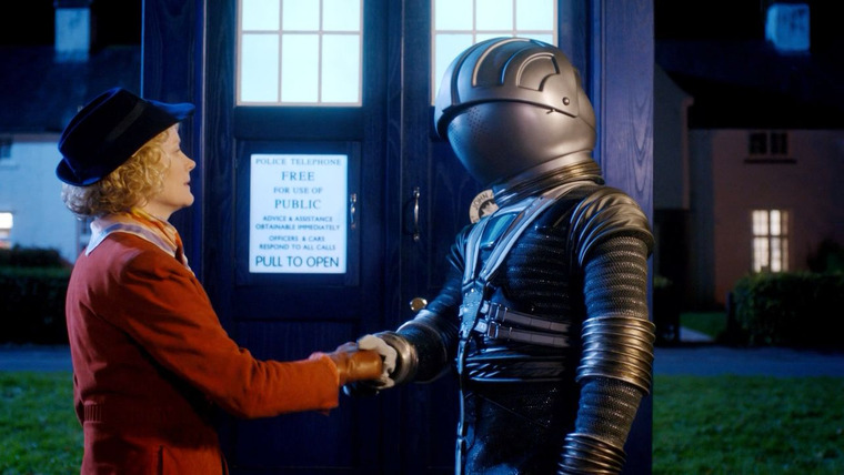 Doctor Who — s06 special-11 — The Doctor, the Widow and the Wardrobe