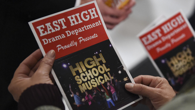 High School Musical: The Musical: The Series — s01e09 — Opening Night