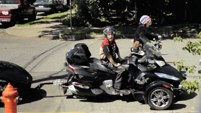 Portlandia — s02e07 — Motorcycle
