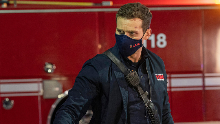 911 — s04e11 — First Responders