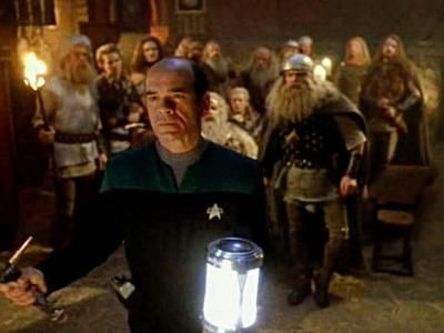 Star Trek: Voyager — s01e12 — Heroes and Demons