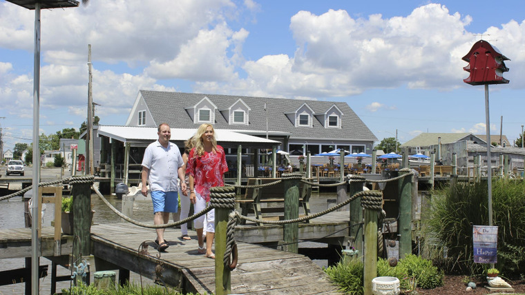 Beachfront Bargain Hunt — s2019e39 — Difference of Opinion on the Delaware Bay