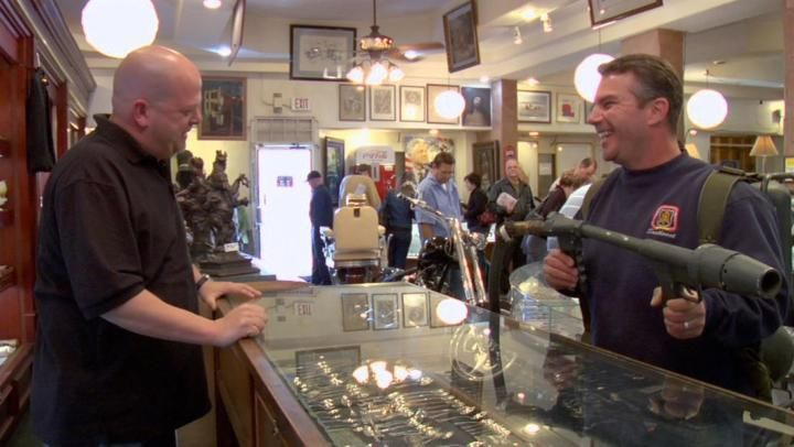 Pawn Stars — s02e11 — Fortune in Flames