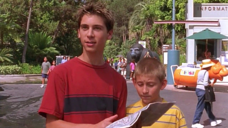 Malcolm in the Middle — s04e01 — Zoo