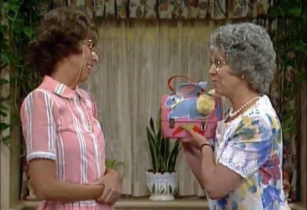 Mama's Family — s04e11 — Workman's Holiday