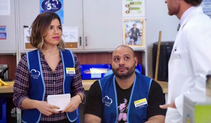 Superstore — s02e20 — Spring Cleaning