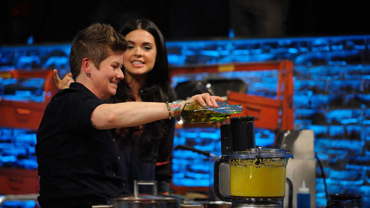 Beat Bobby Flay — s2015e07 — Fire in the Hole!