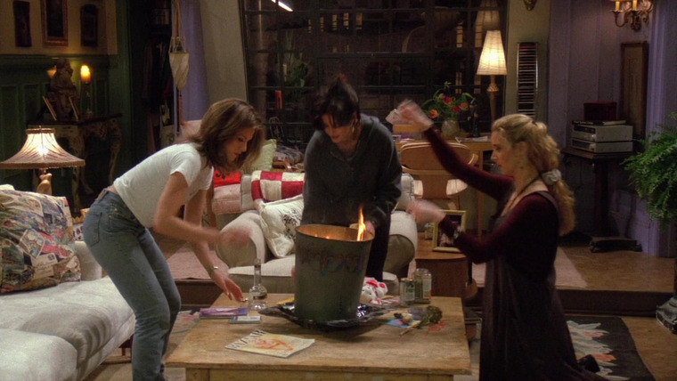 Friends — s01e14 — The One With the Candy Hearts
