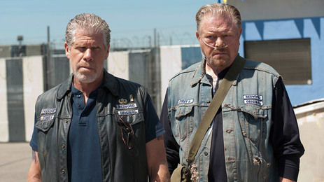 Sons of Anarchy — s04e08 — Family Recipe