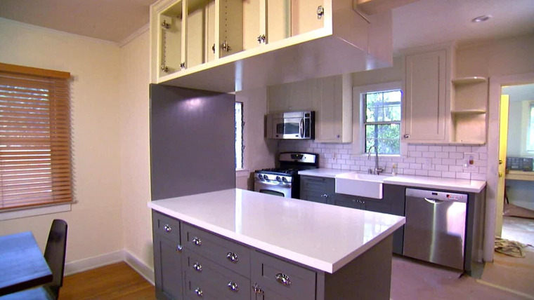 House Hunters Renovation — s2013e01 — Creating a Modern Craftsman Kitchen