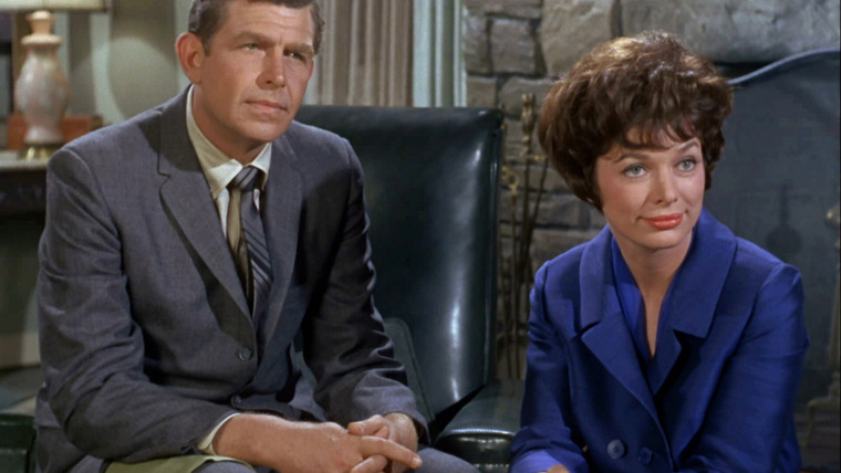 Шоу Энди Гриффита — s06e04 — Aunt Bee, the Swinger