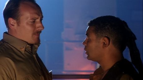 Красный карлик — s08e01 — Back in the Red, Part 1