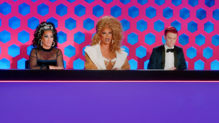Drag Race Down Under — s01e06 — Family Resemblance