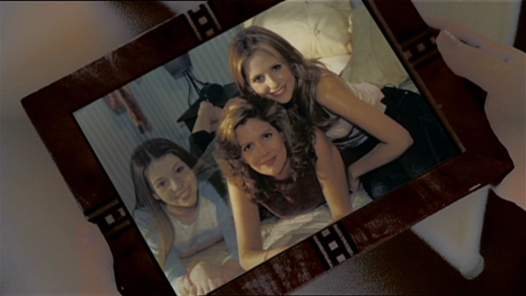 Buffy the Vampire Slayer — s05e05 — No Place Like Home