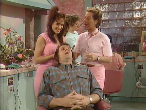 Married... with Children — s03e09 — Requiem for a Dead Barber
