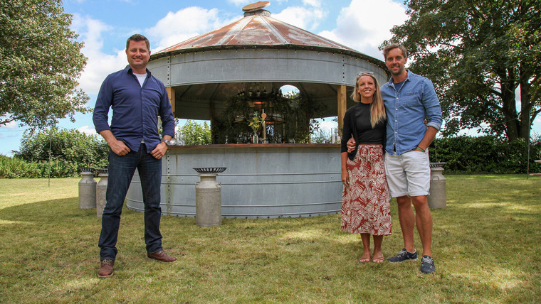 George Clarke's Amazing Spaces — s09e06 — Circus Wagon, Tree Hotel & Camping Pod