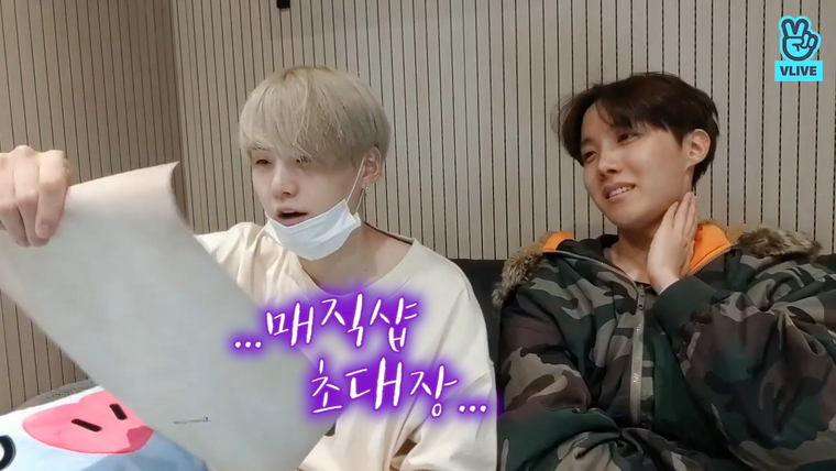 BTS on V App — s05 special-0 — [BTS] 대한민국 남바완 가수 솝, 머5터 큐시트 대공개🧐 (Suga&J-Hope giving spoiler about their fan-meeting)