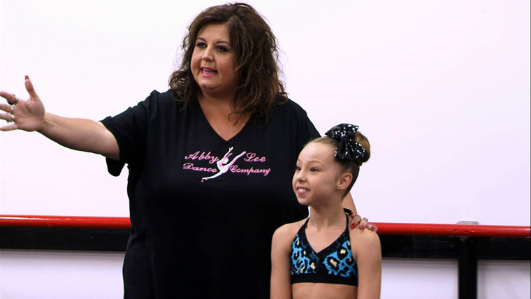 Dance Moms — s03e02 — Out With The Old, In With The New