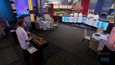 Hell's Kitchen — s13e13 — 6 Chefs Compete