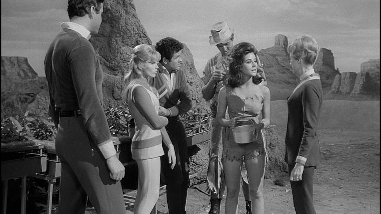 Irwin Allen's Lost in Space — s01e25 — The Space Croppers