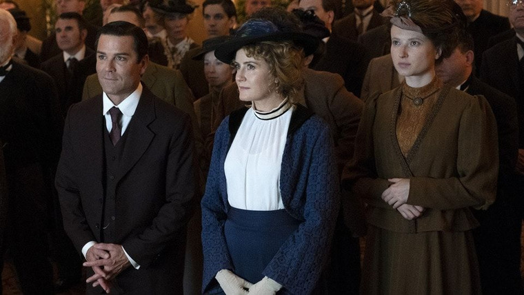 Murdoch Mysteries — s13e11 — Staring Blindly into the Future
