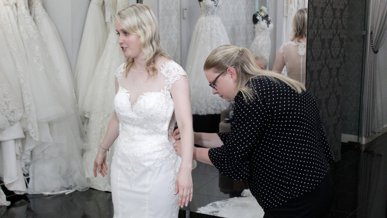 Say Yes to the Dress UK — s04e24 — Sexy Brides