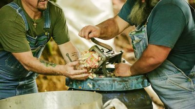 Moonshiners — s09e10 — Run for the Hills