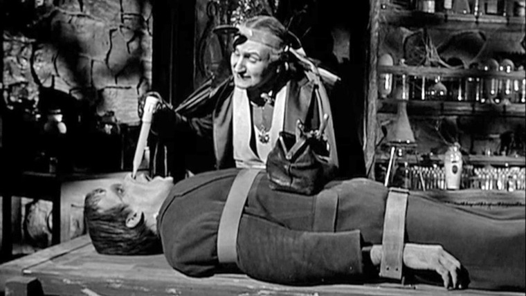 The Munsters — s01e05 — Pike's Pique