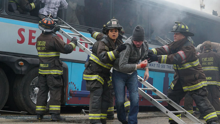 Chicago Fire — s04e12 — Not Everyone Makes It