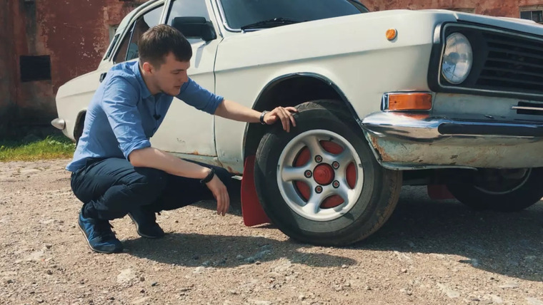 Асафьев Стас — s03e19 — Гнилая насквозь Волга 2410 на которой мы едем на Байкал.