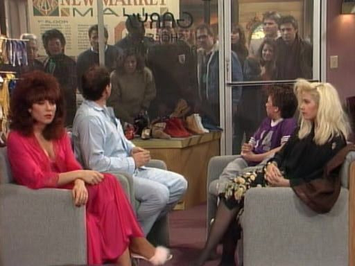 Married... with Children — s02e18 — The Great Escape
