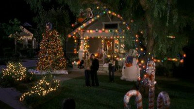 О.С. – Одинокие сердца — s02e06 — The Chrismukkah That Almost Wasn't