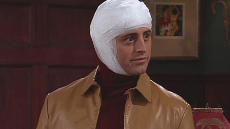 Друзья — s07e15 — The One With Joey's New Brain