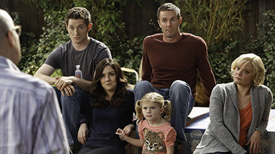 Raising Hope — s04e22 — The Father Daughter Dance