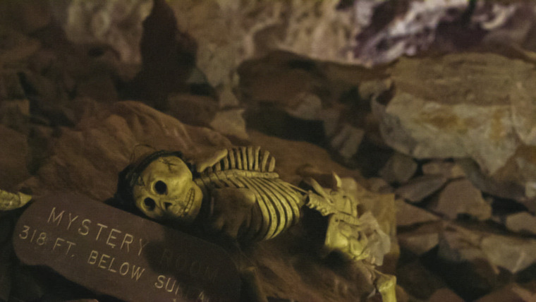 Underground Marvels — s02e08 — Grand Canyon's Lost Treasure