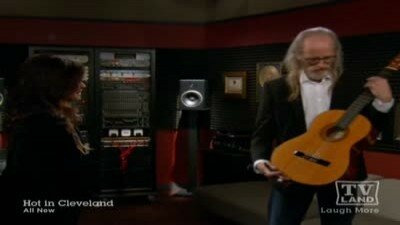 Hot in Cleveland — s03e11 — I'm with the Band