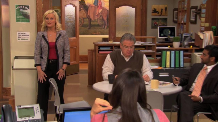 Parks and Recreation — s02e03 — Beauty Pageant