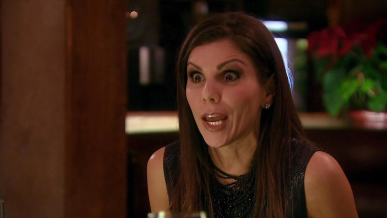 The Real Housewives of Orange County — s09e05 — I Couldn't Chair Less