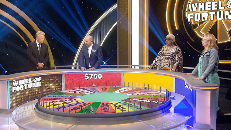 Celebrity Wheel of Fortune — s03e09 — Paul Scheer, Luenell and Mary Lynn Rajskub