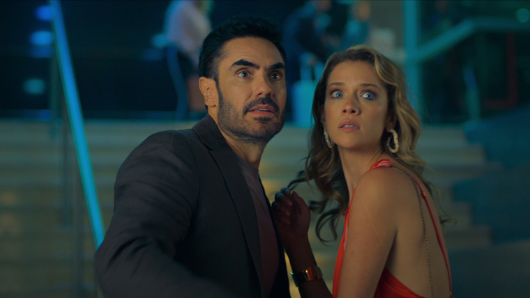 Фальшивый профиль — s02e05 — Al filo del placer