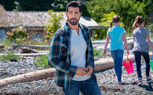 Chesapeake Shores — s03e03 — The Rock Is Going to Roll