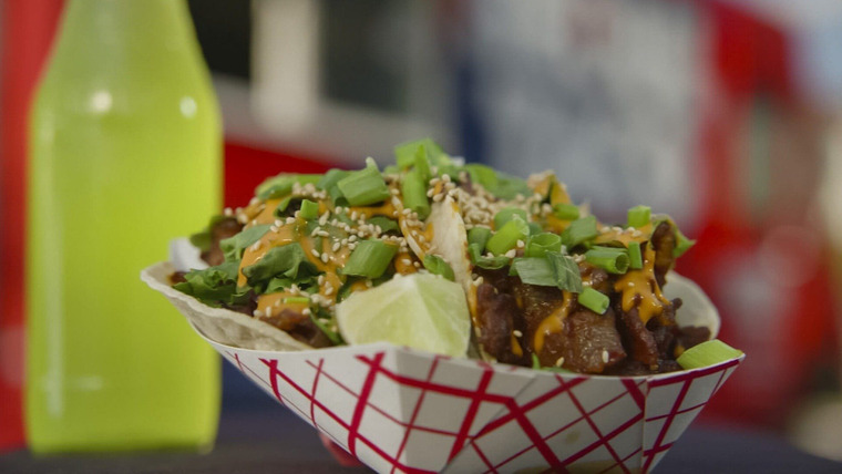 Yum and Yummer — s03e07 — Food Truck Frenzy