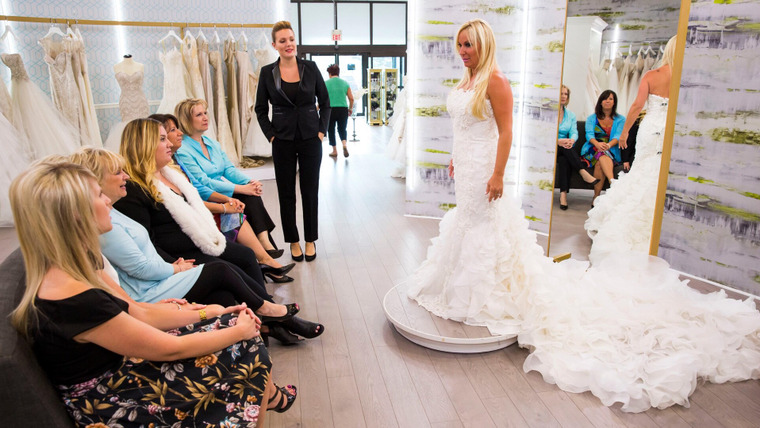 Say Yes to the Dress: Canada — s02e09 — Generations Expectations