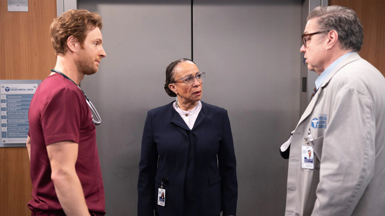 Chicago Med — s06e12 — Some Things Are Worth the Risk
